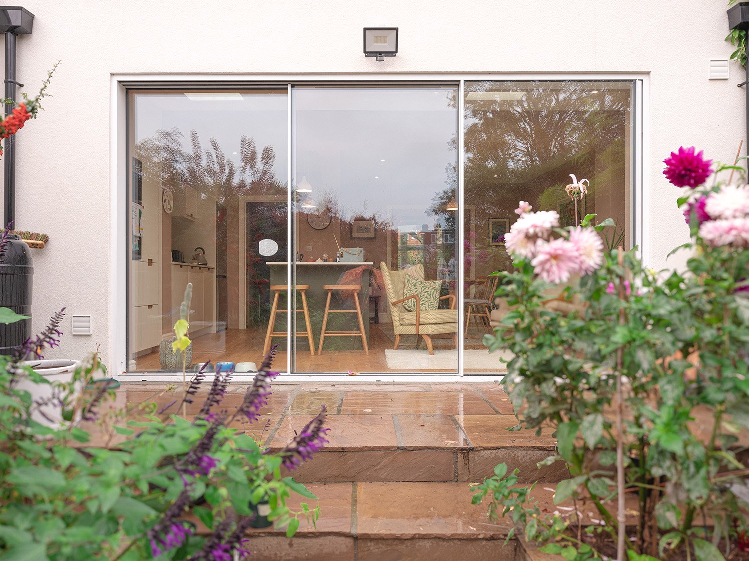 Twickenham.extension.exterior.02.jpg