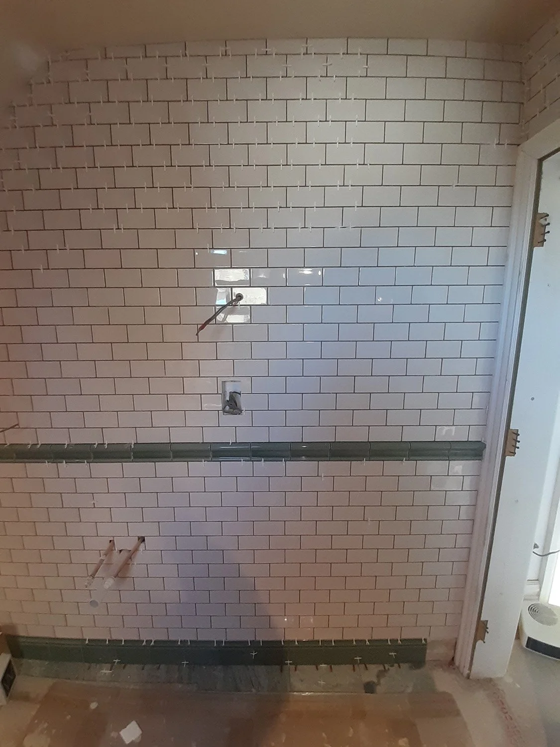 teddington.house.bathroom.02.jpg