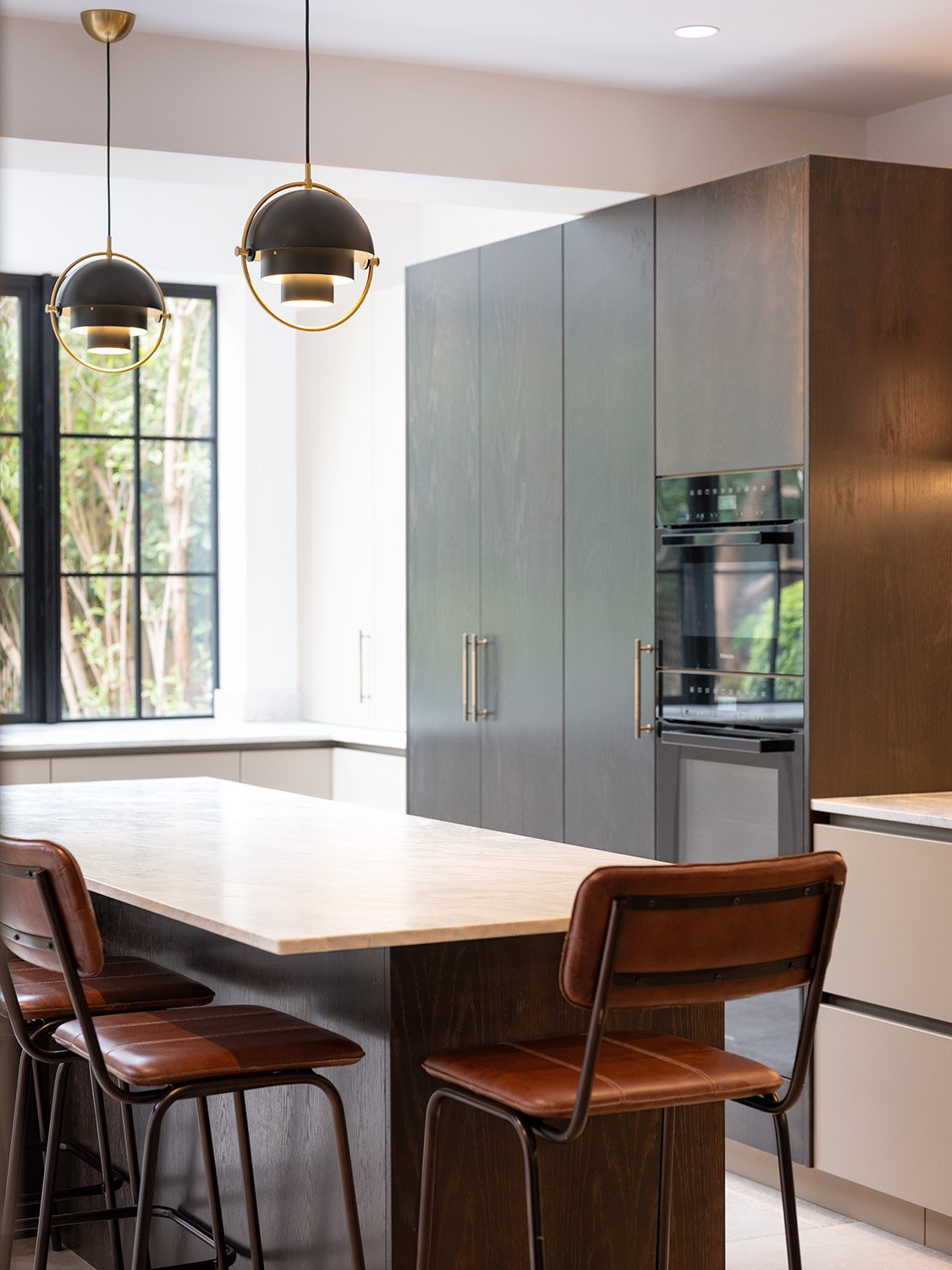 hampton-victorian-house-kitchen-island-dark-wood-cabinets.jpg.jpg