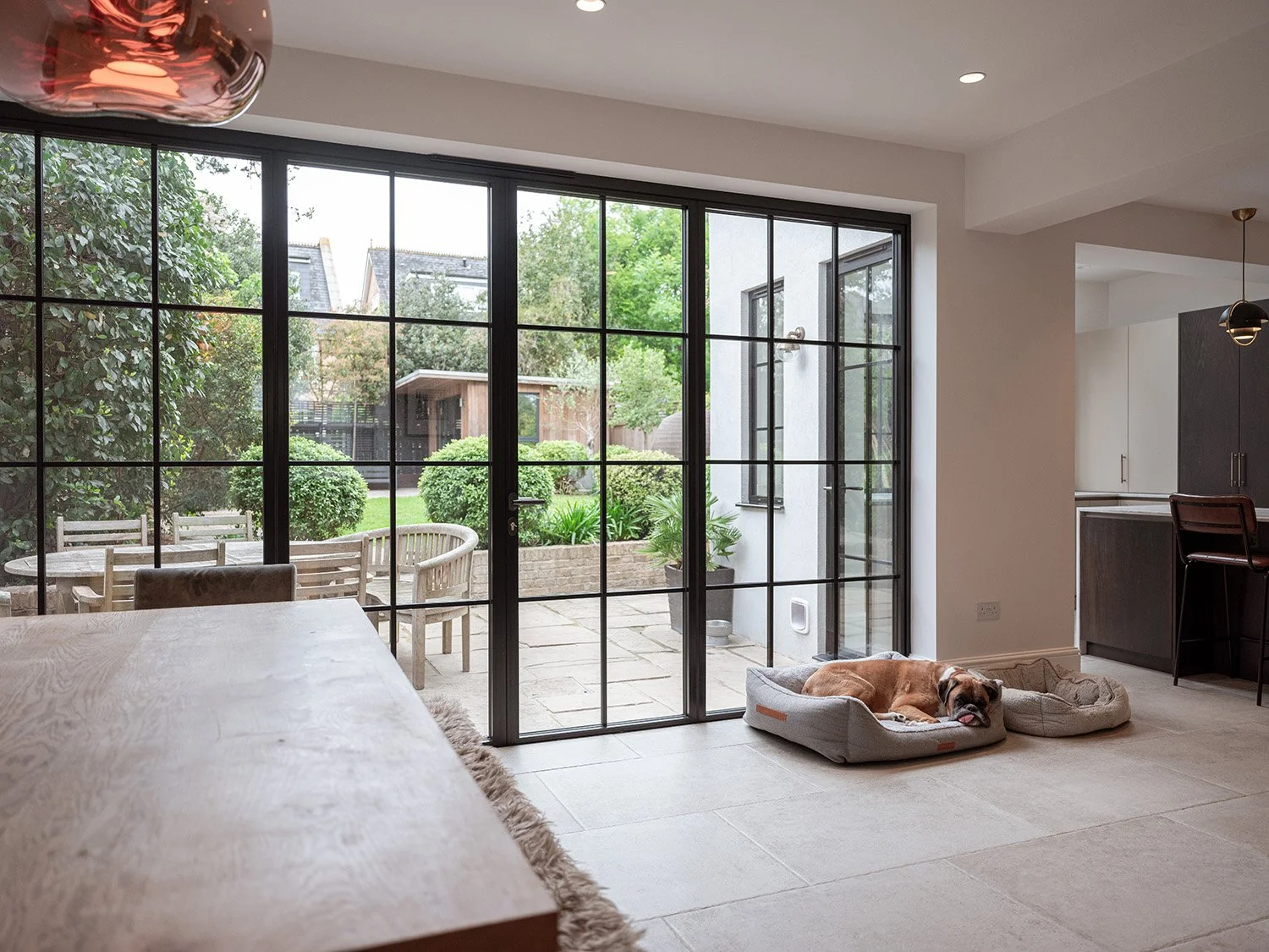 hampton-victorian-house-open-plan-dining-kitchen-garden.jpg.jpg