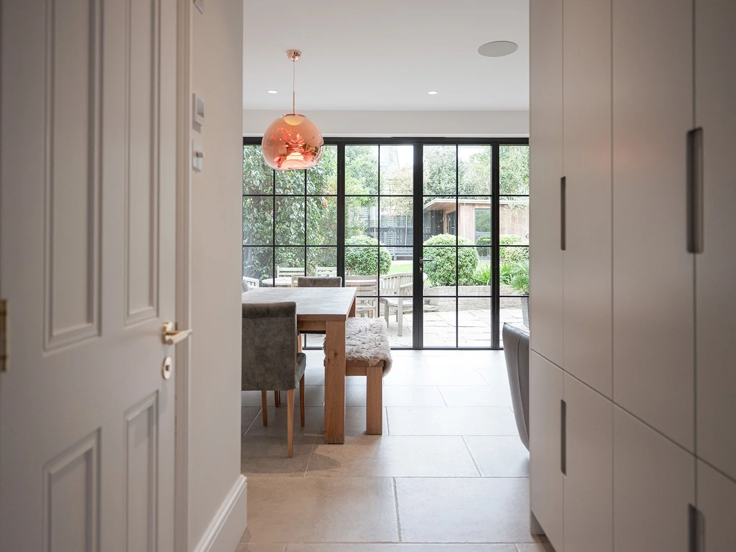 hampton-victorian-house-dining-room-garden-connection.jpg.jpg