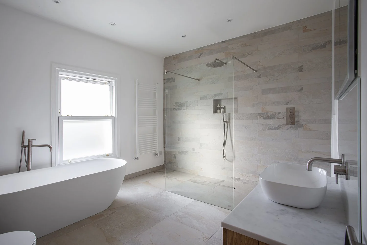 hampton-conservation-area-family-bathroom-shower-01.jpg.jpg