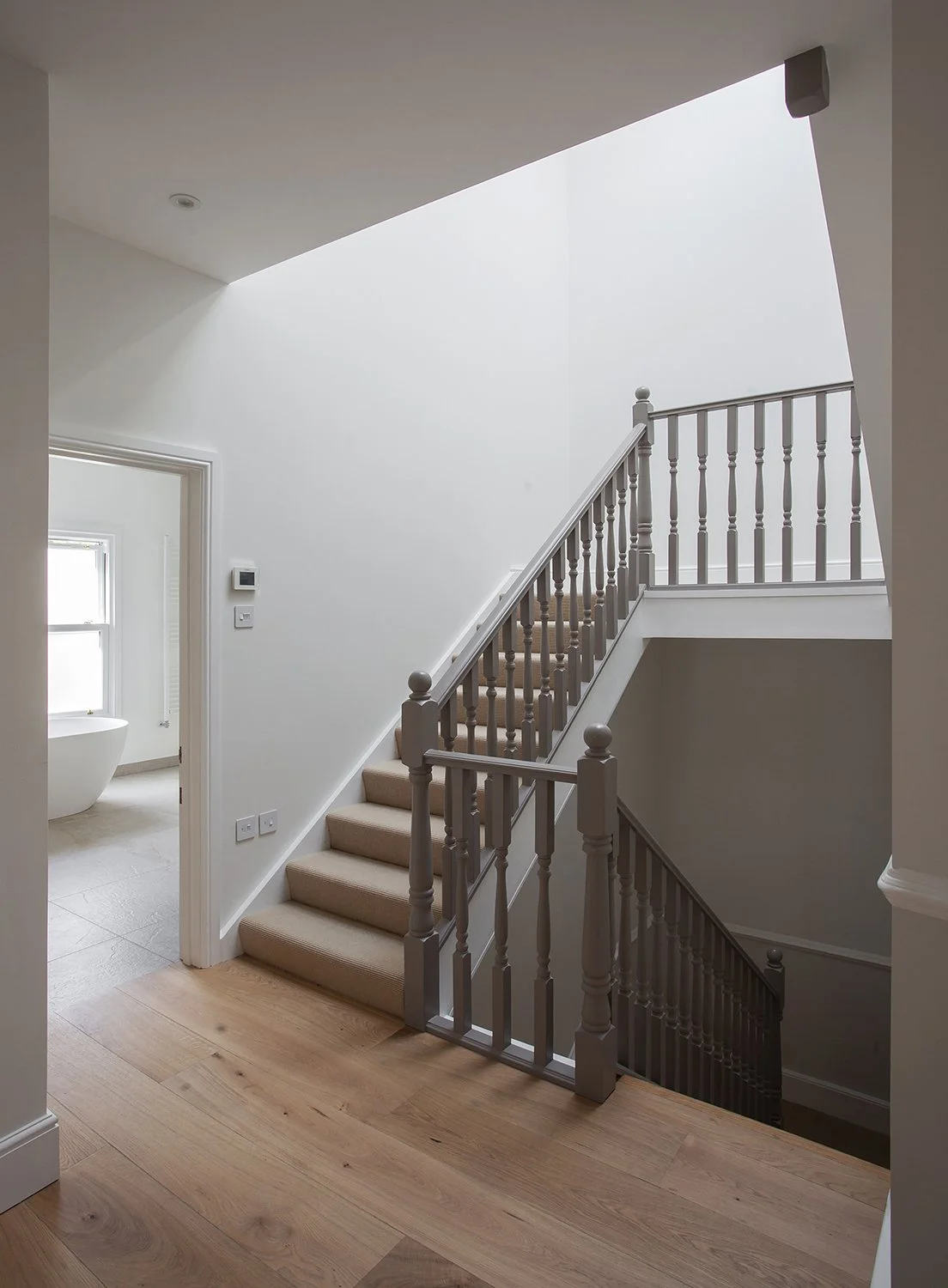 hampton-conservation-area-staircase-first-floor.jpg.jpg