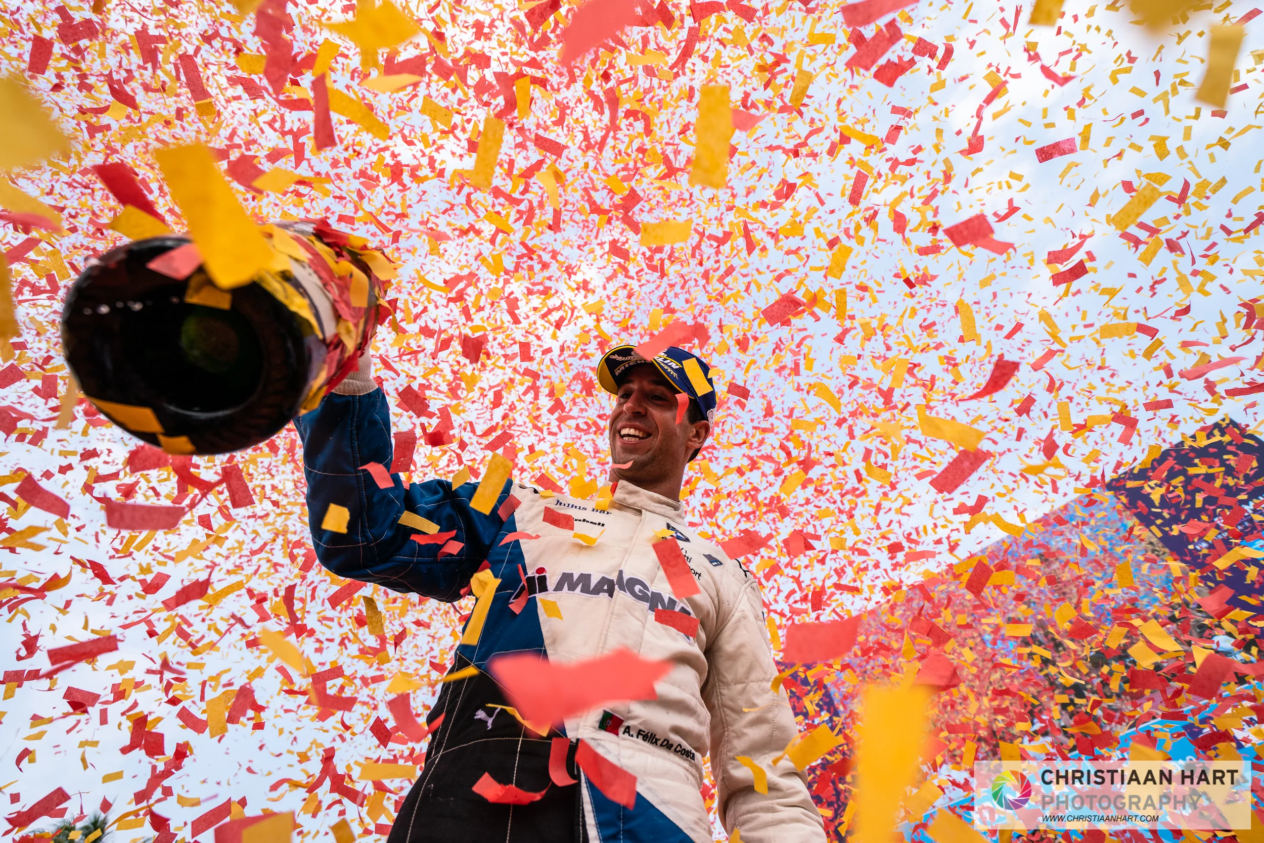 António Félix da Costa celebrates his 3rd place position.