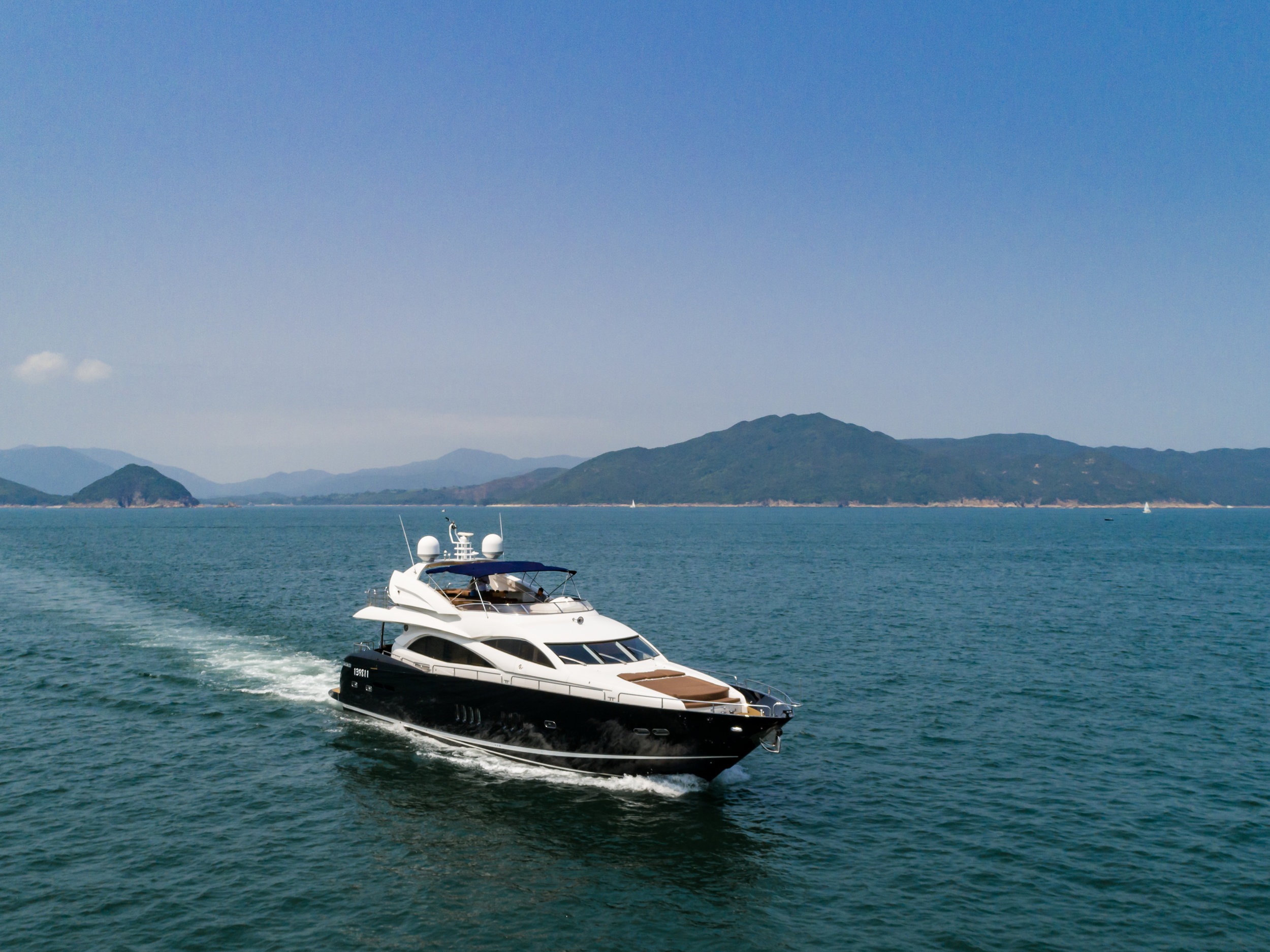 Sunseeker Yacht, Hong Kong