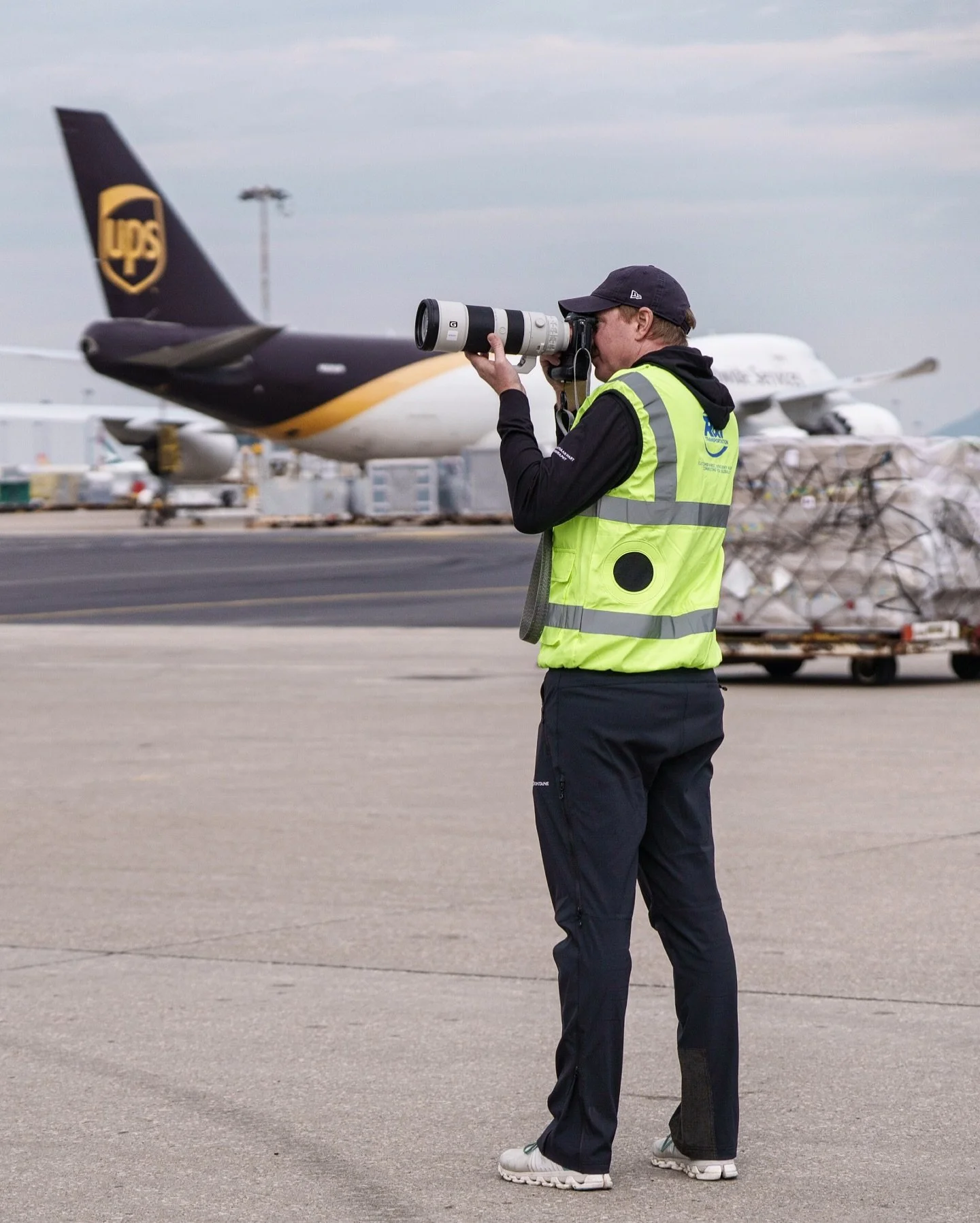 One of my favourites places to work
.
.
.
.
#hongkong #hkphotographer #airports #aviation #hongkonglife #photographer #fstopgear #airlines #bts #doingit #hkcity