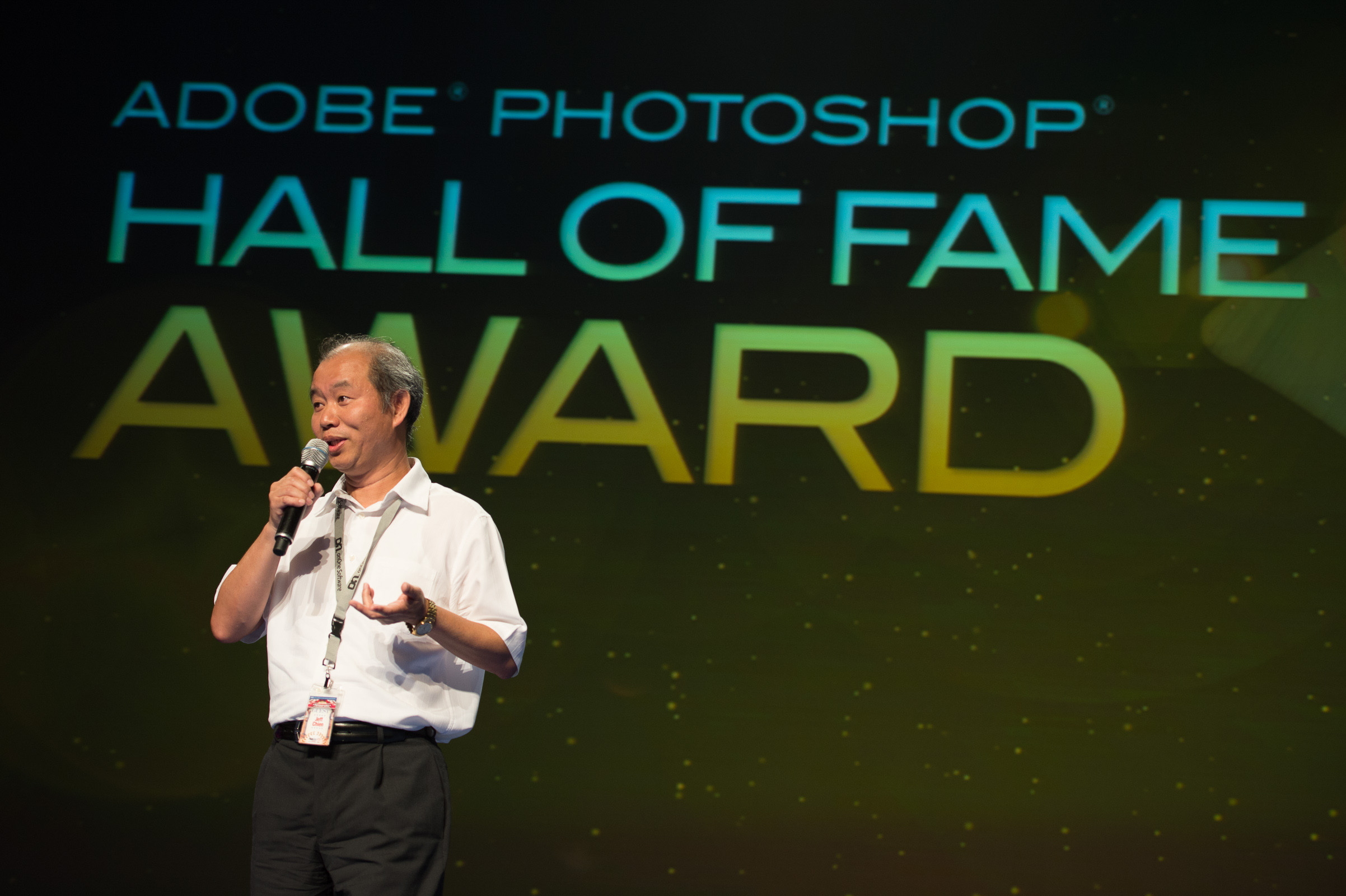 Jeff during his Photoshop Hall of Fame acceptance speech