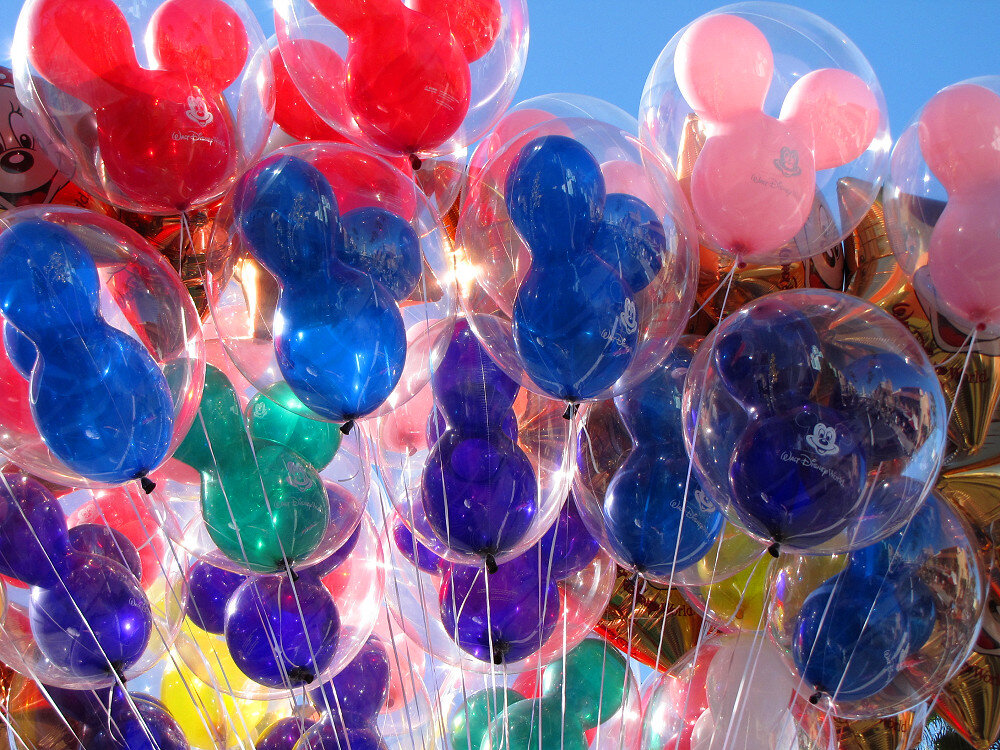 Включи воздушных шариков. Красивые шары. Шарики много. Разноцветные шары. Воздушный шарик.