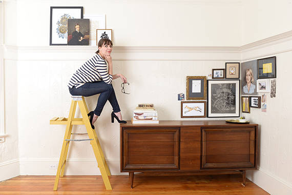 00how-to-create-an-art-gallery-wall-at-home-annie-lgn