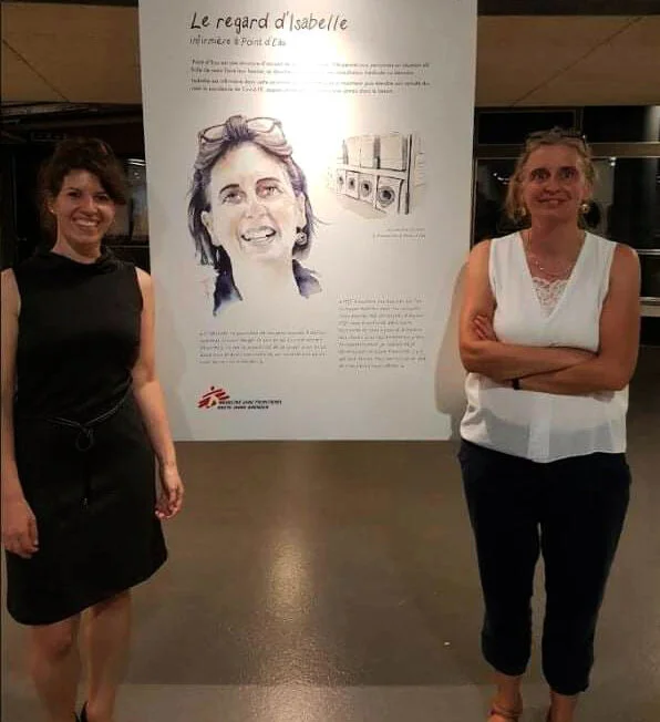 In der Ausstellung BDFIL Festival de bande dessinée Lausanne, 2020: Mit der porträtierten Isabelle, Pflegerin bei Point d'Eau. Point d'Eau ist eine Tagespflegeeinrichtung in Lausanne.