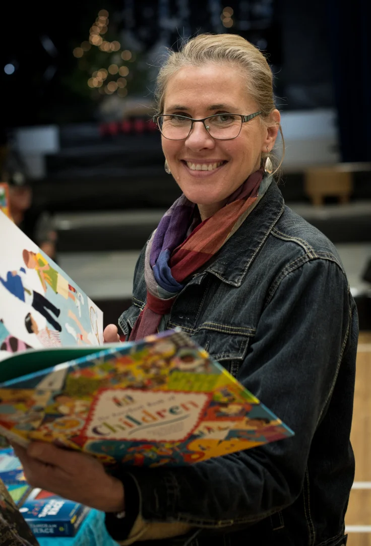 Books-7.jpg