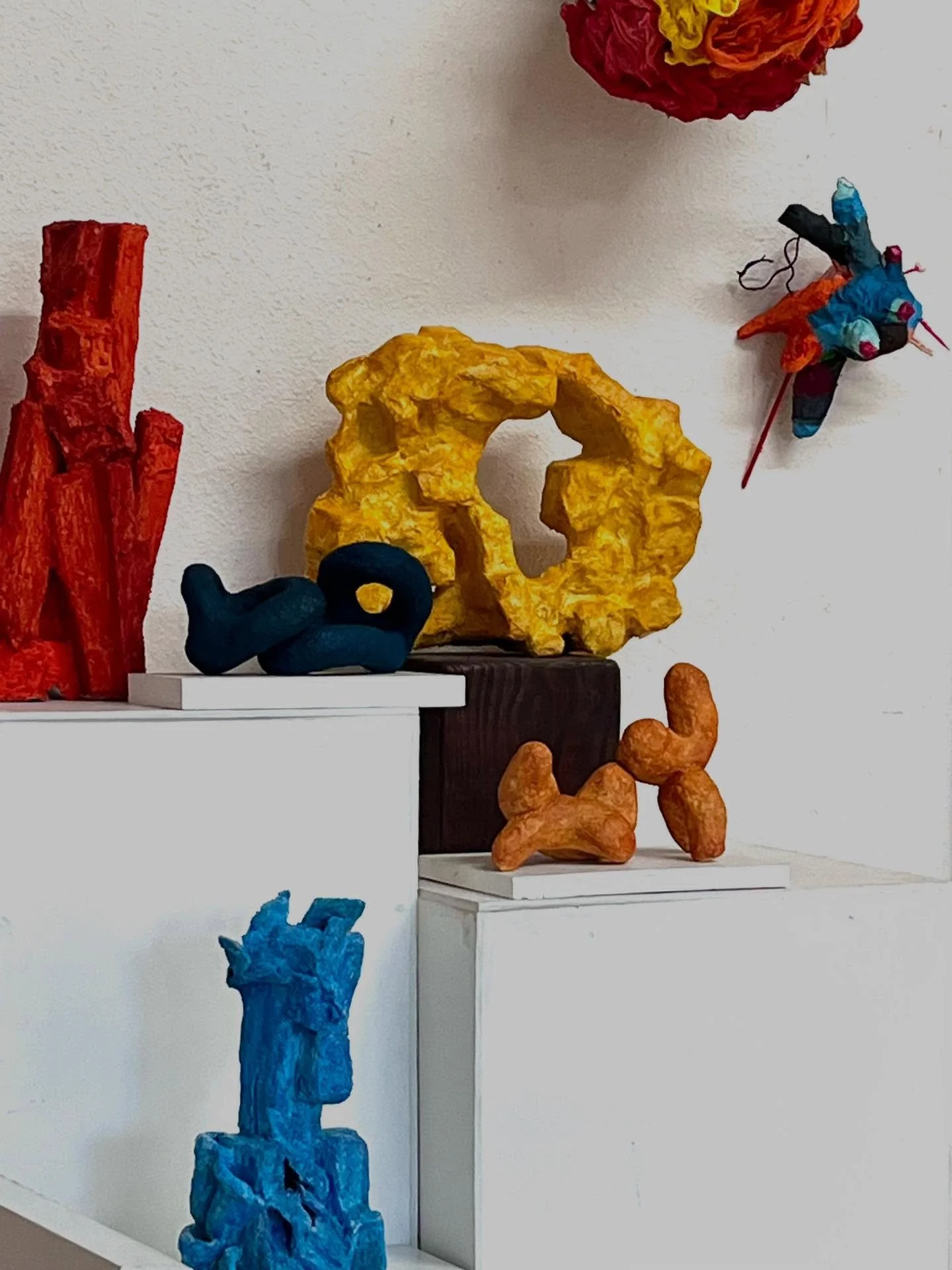 Happy Little family of sculpture…
Packing up and heading down 300 miles to #bozeman to install “Turn Your Face to the Sun” 
#colorful #sculpture #sculptor #artcollector #artlovers #artexhibit #artgallery #bozemanmt
#montanaartist