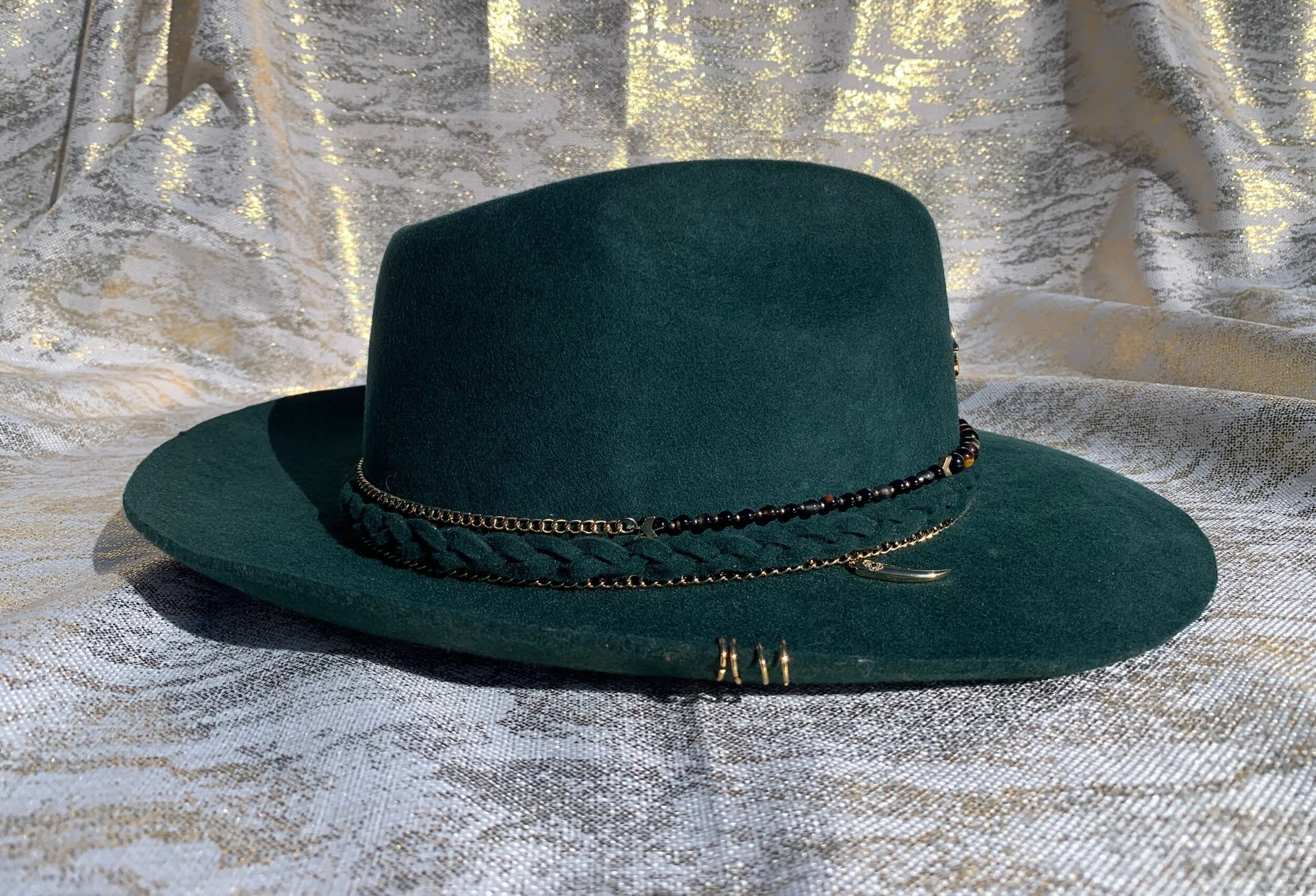 8B5D9373-C692-499E-BCE2-3A06DB3B7E99