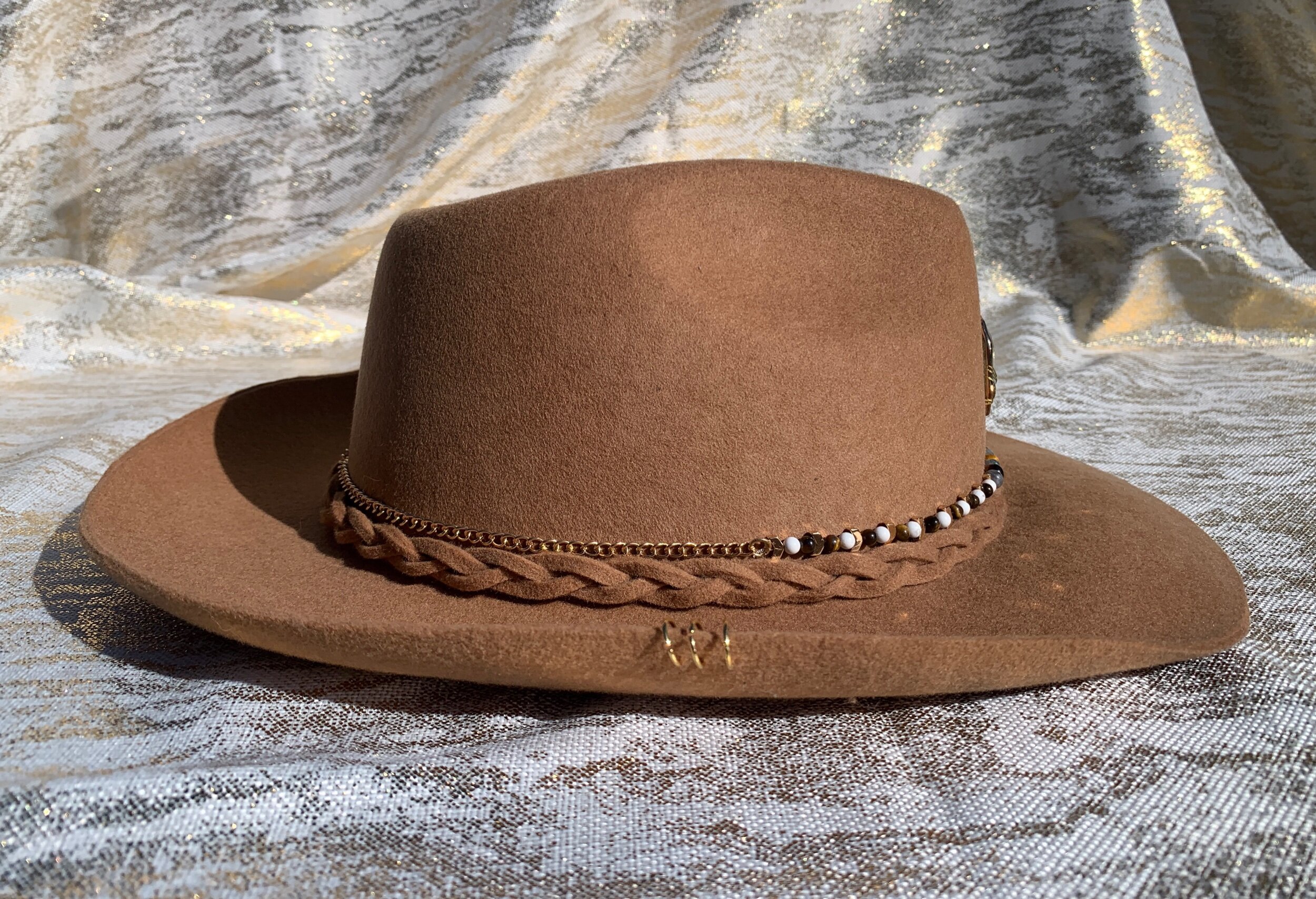 4B8B1C15-C1D0-48E0-BEB5-032927F09A67