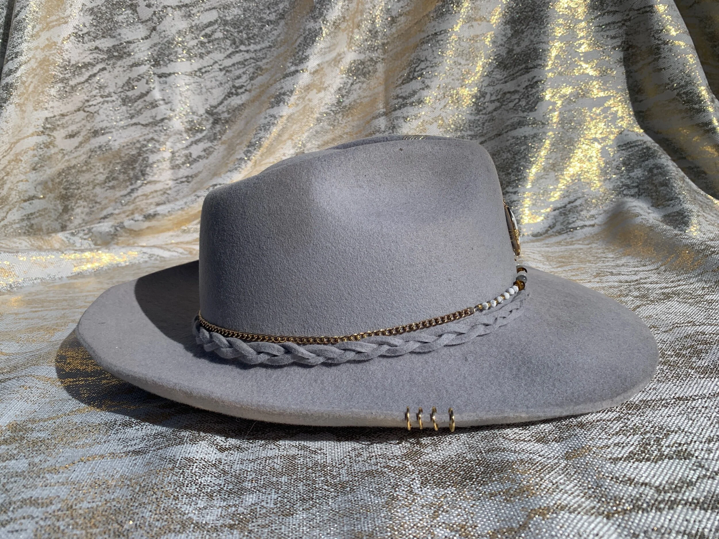 128C6E4F-2763-4B6D-BF62-AD69E85AF074