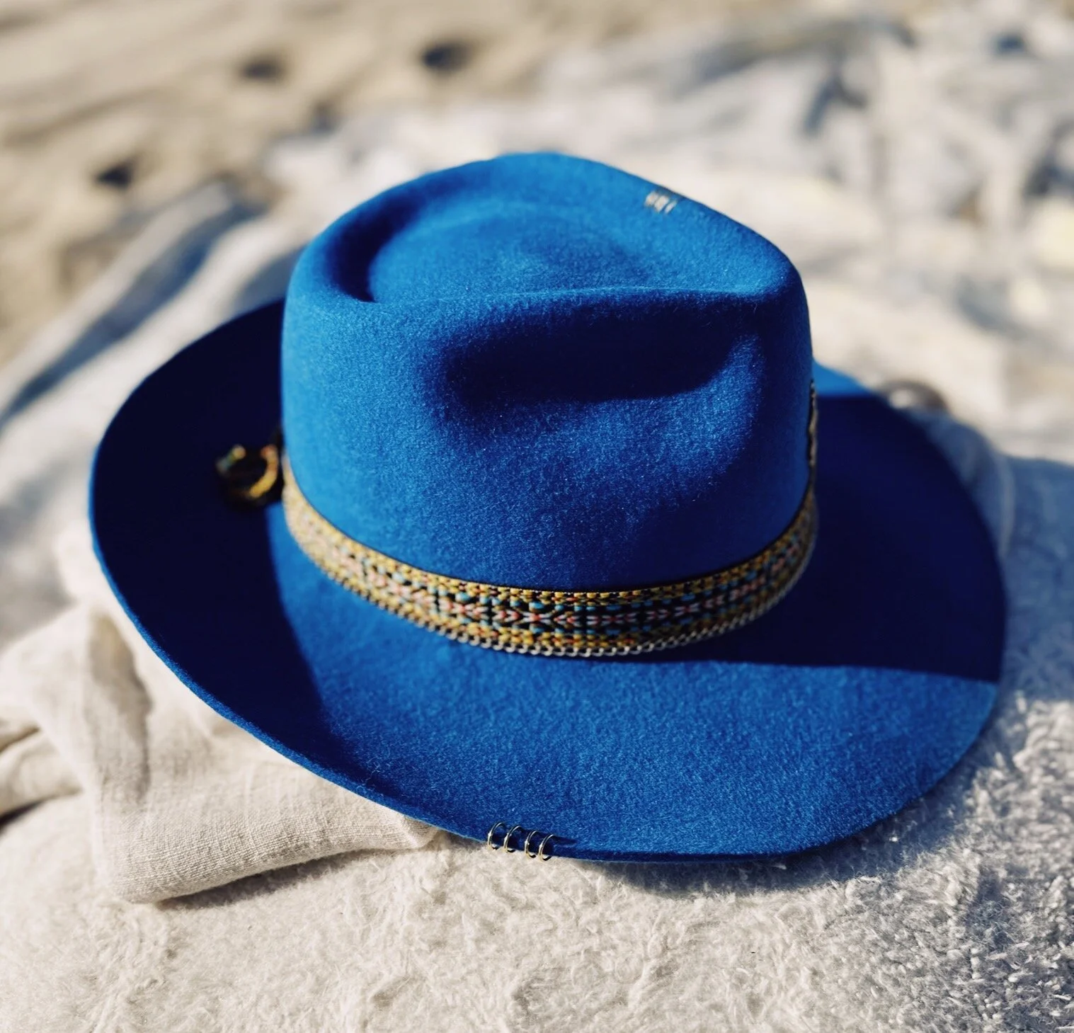 9DCAC21E-6D9B-460B-8C53-69AC652F86ED