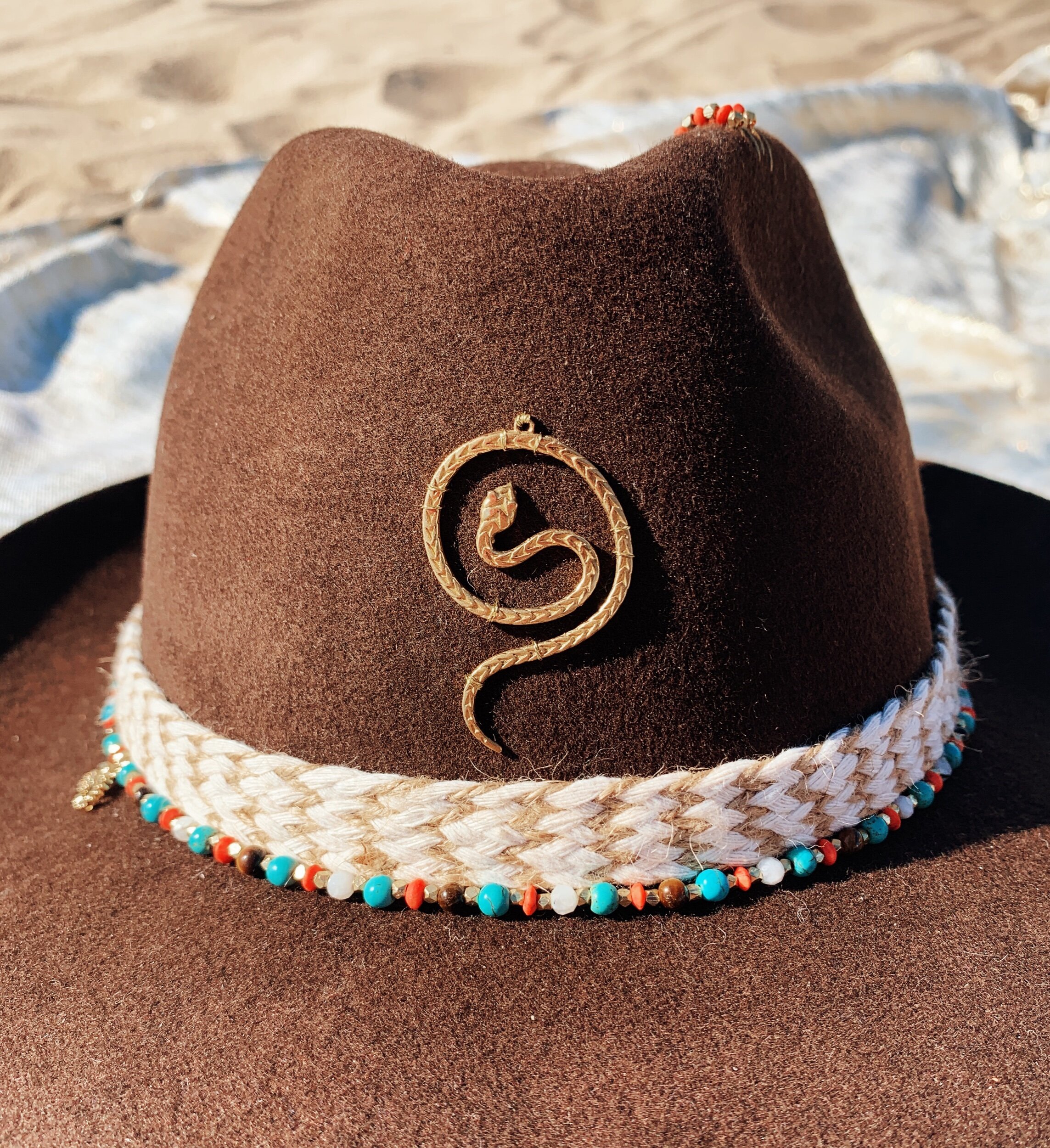 EA39505C-3EB0-4133-9179-9605DD1FB6D8