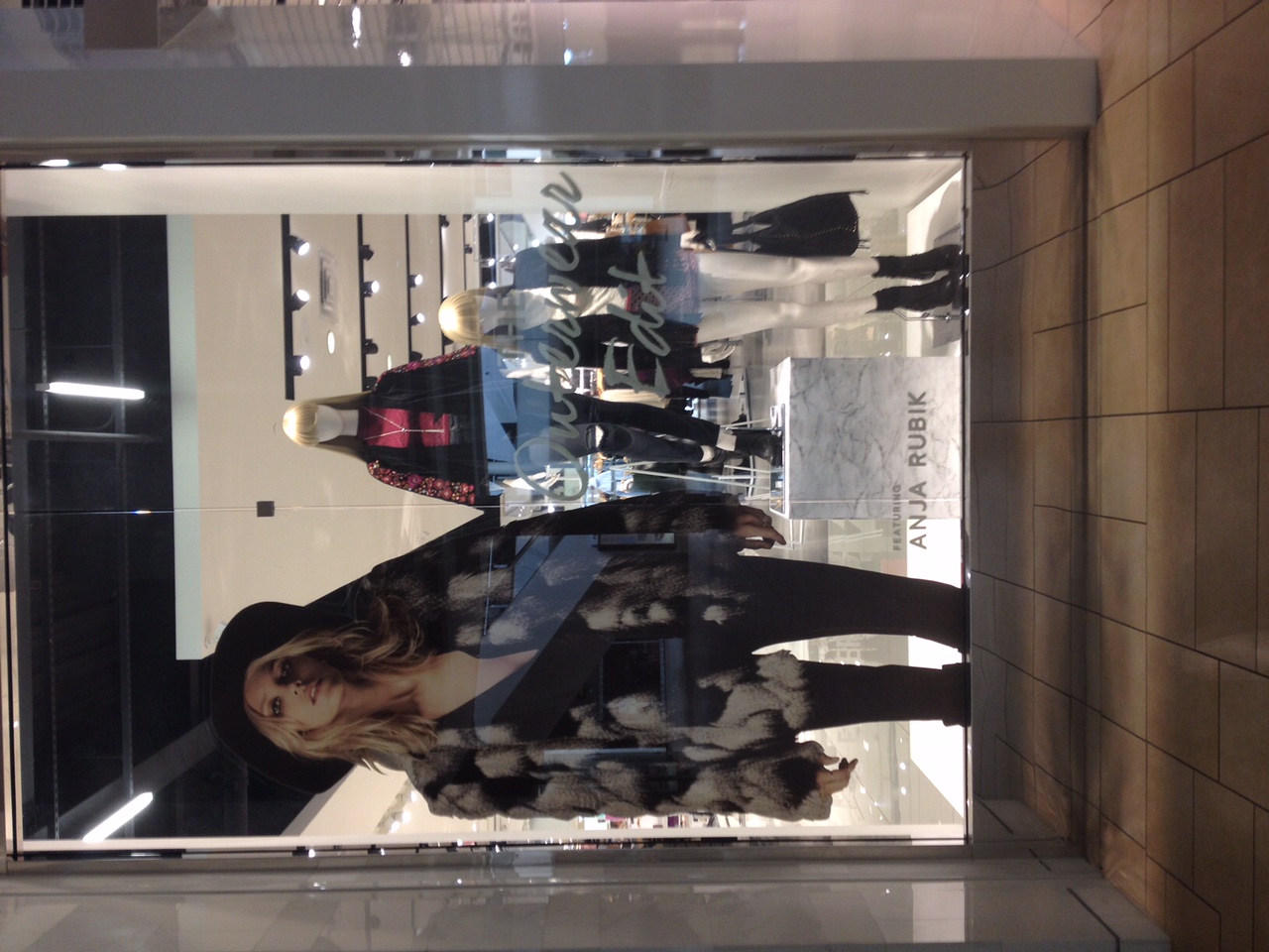 Forever 21 2014 Fall Window Campaign