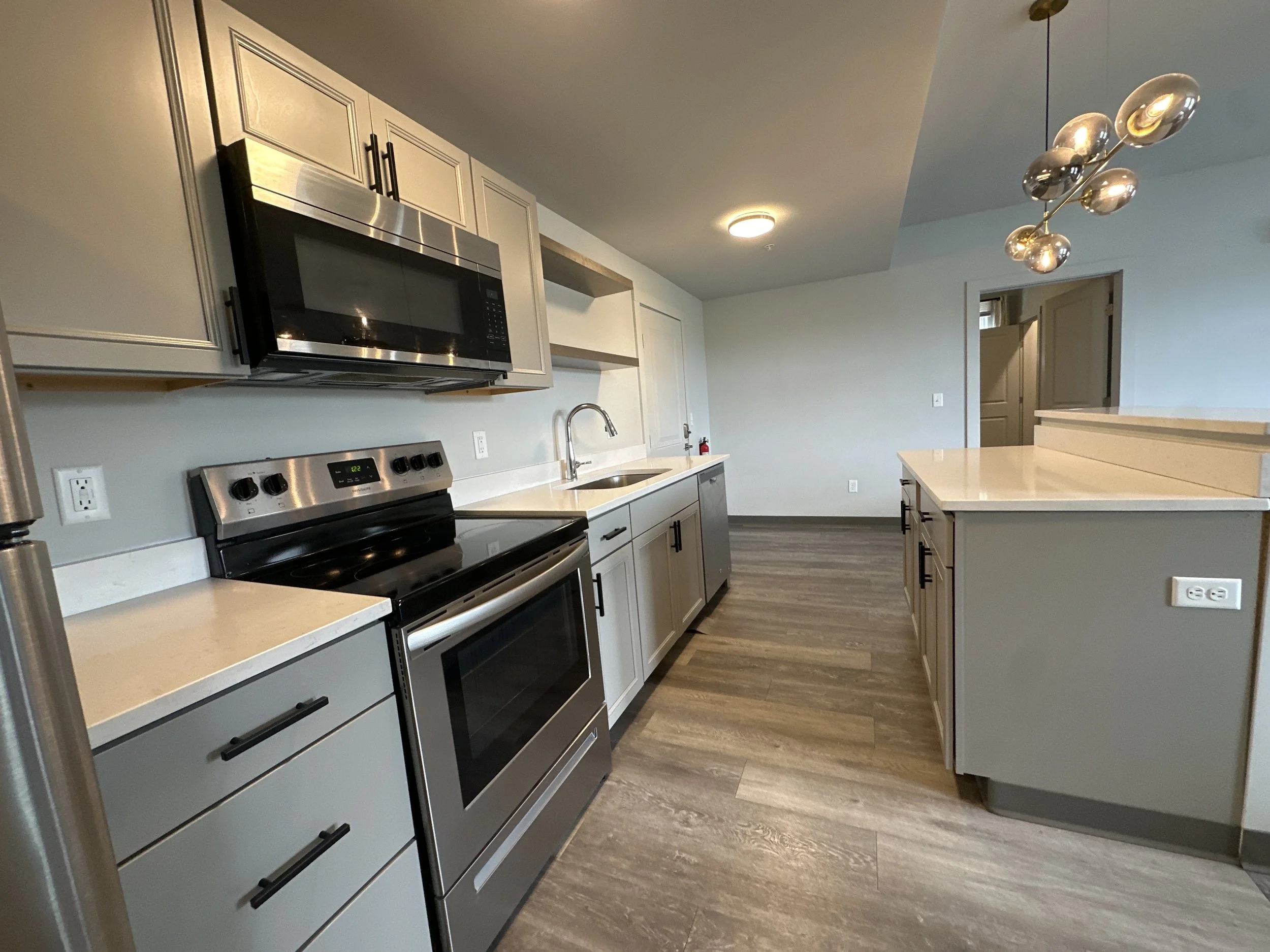 2 bed 2 bath 238 dryden  (4).jpg