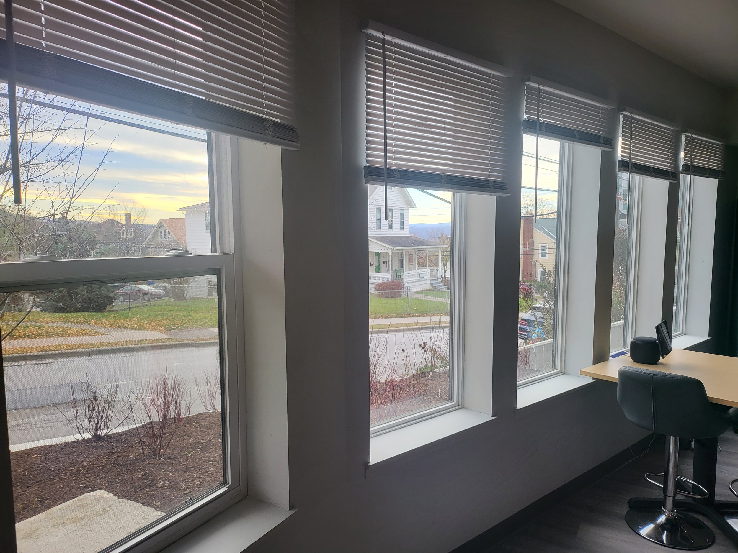 1 bed 1 bath 238 dryden (6).jpeg