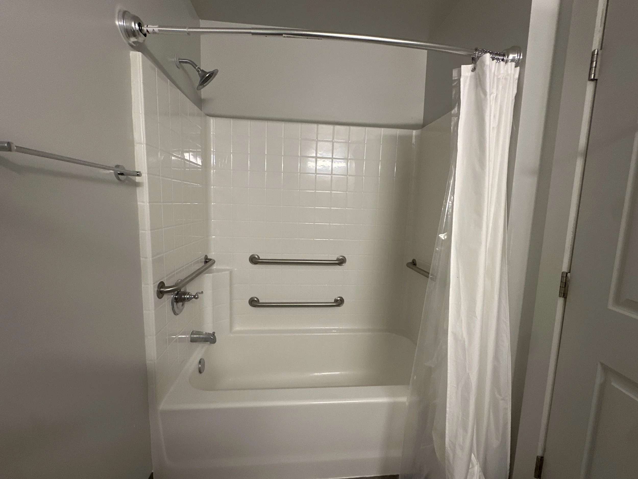 2 bed 2 bath 238 dryden  (2)(1).jpg