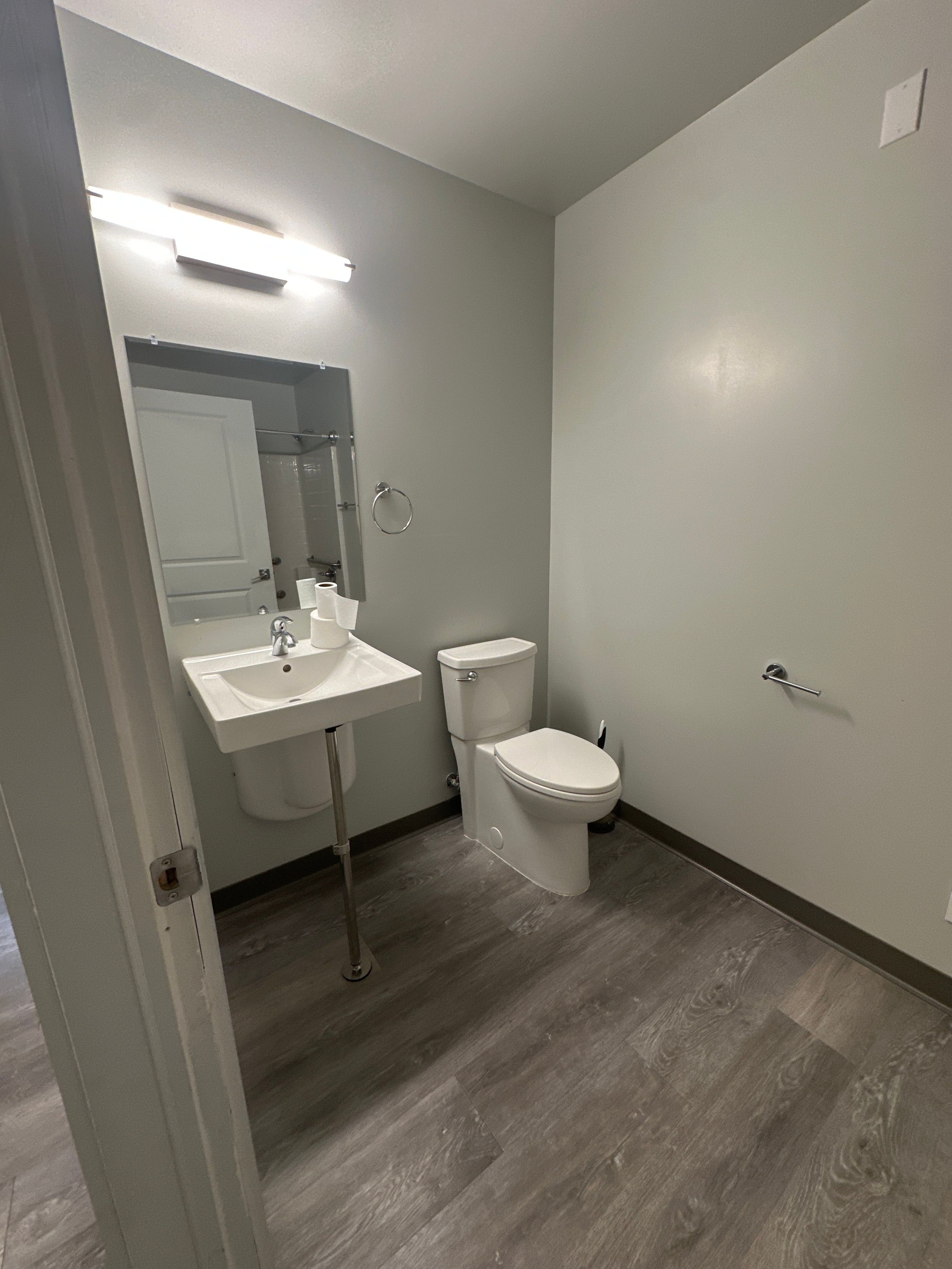 2 bed 2 bath 238 dryden  (1).jpg