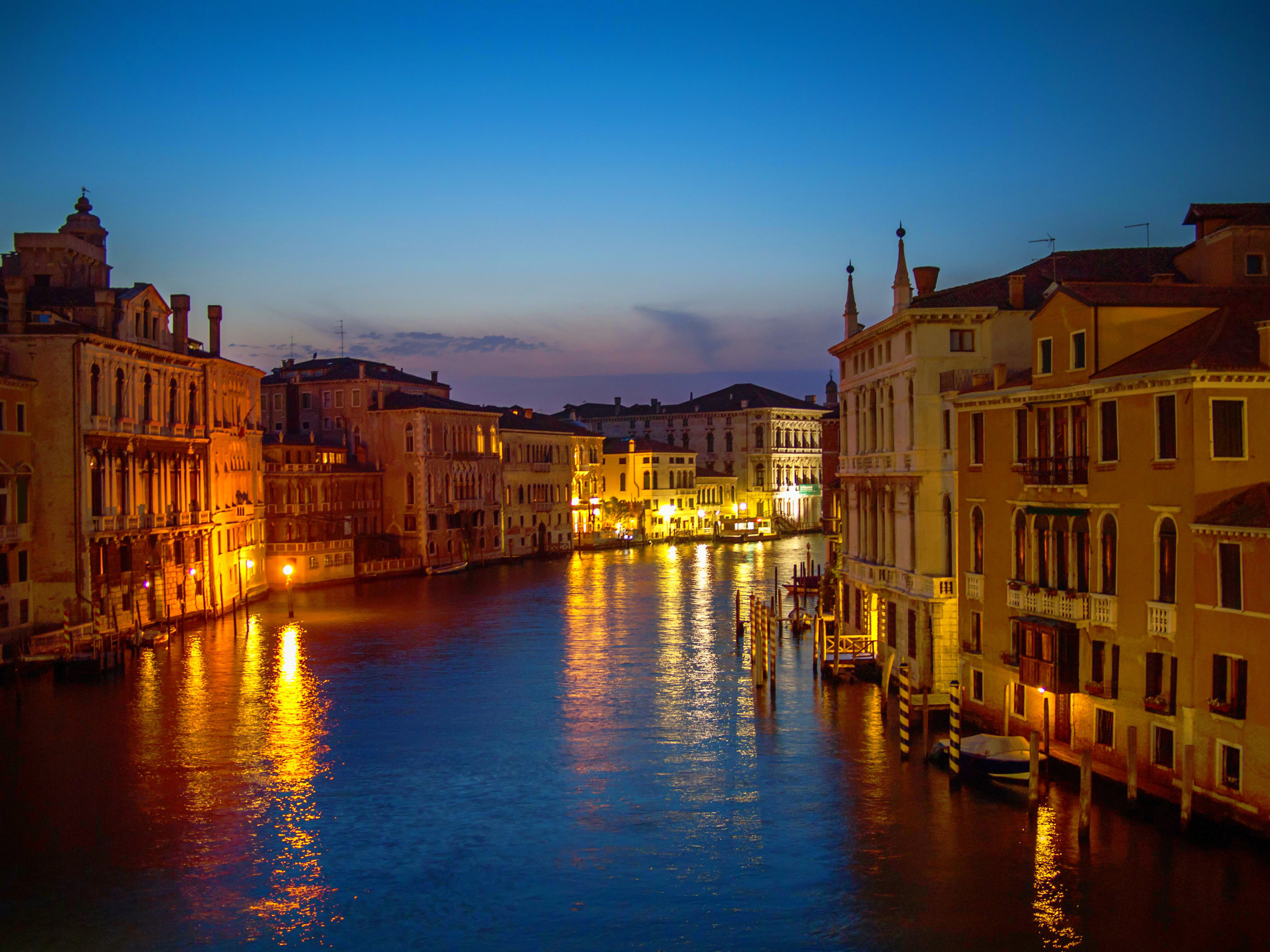 AZA_SHX_Venice-2.jpg