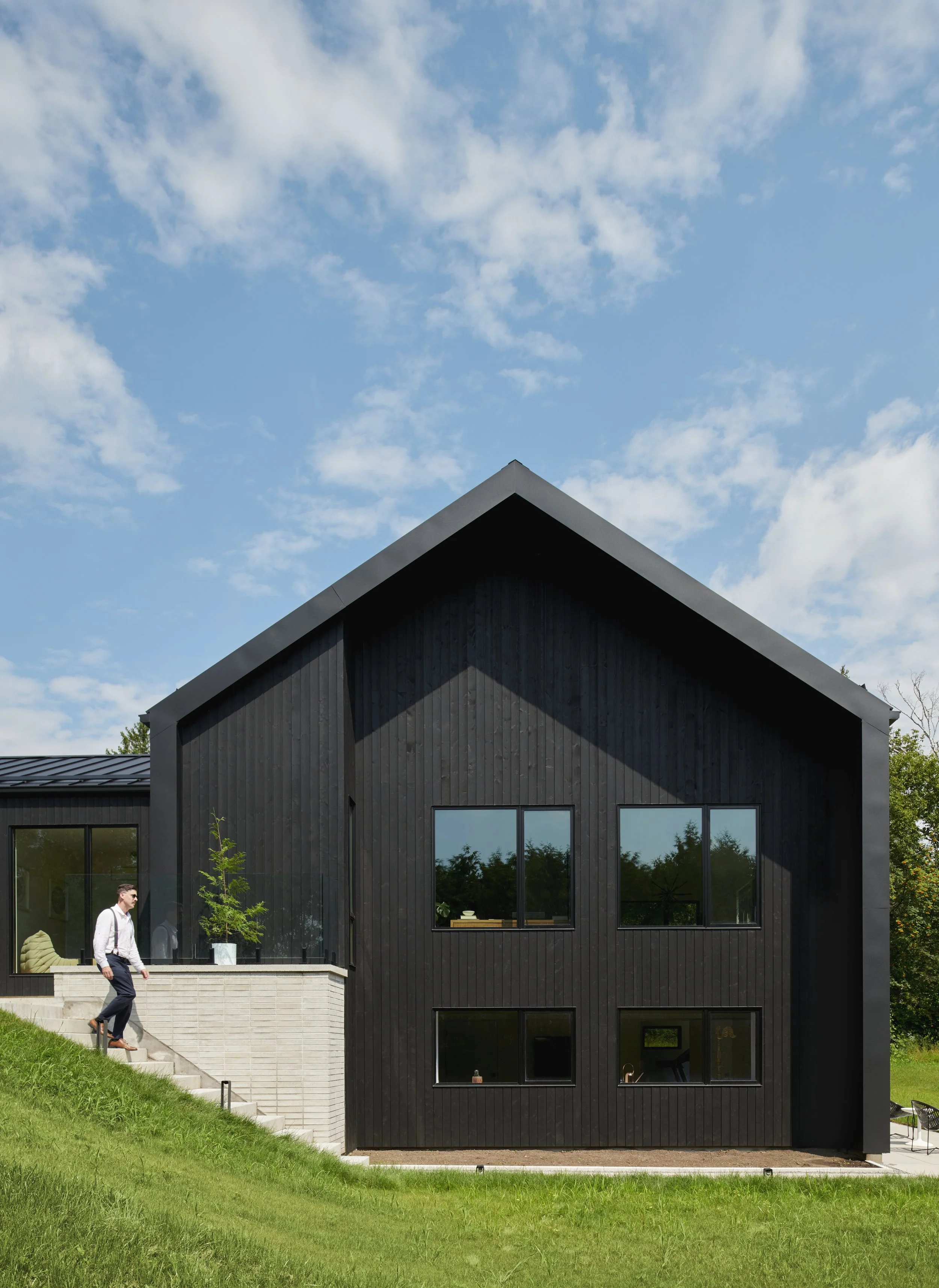 MarshallDesign_10Edgewood_043_HERO.jpg