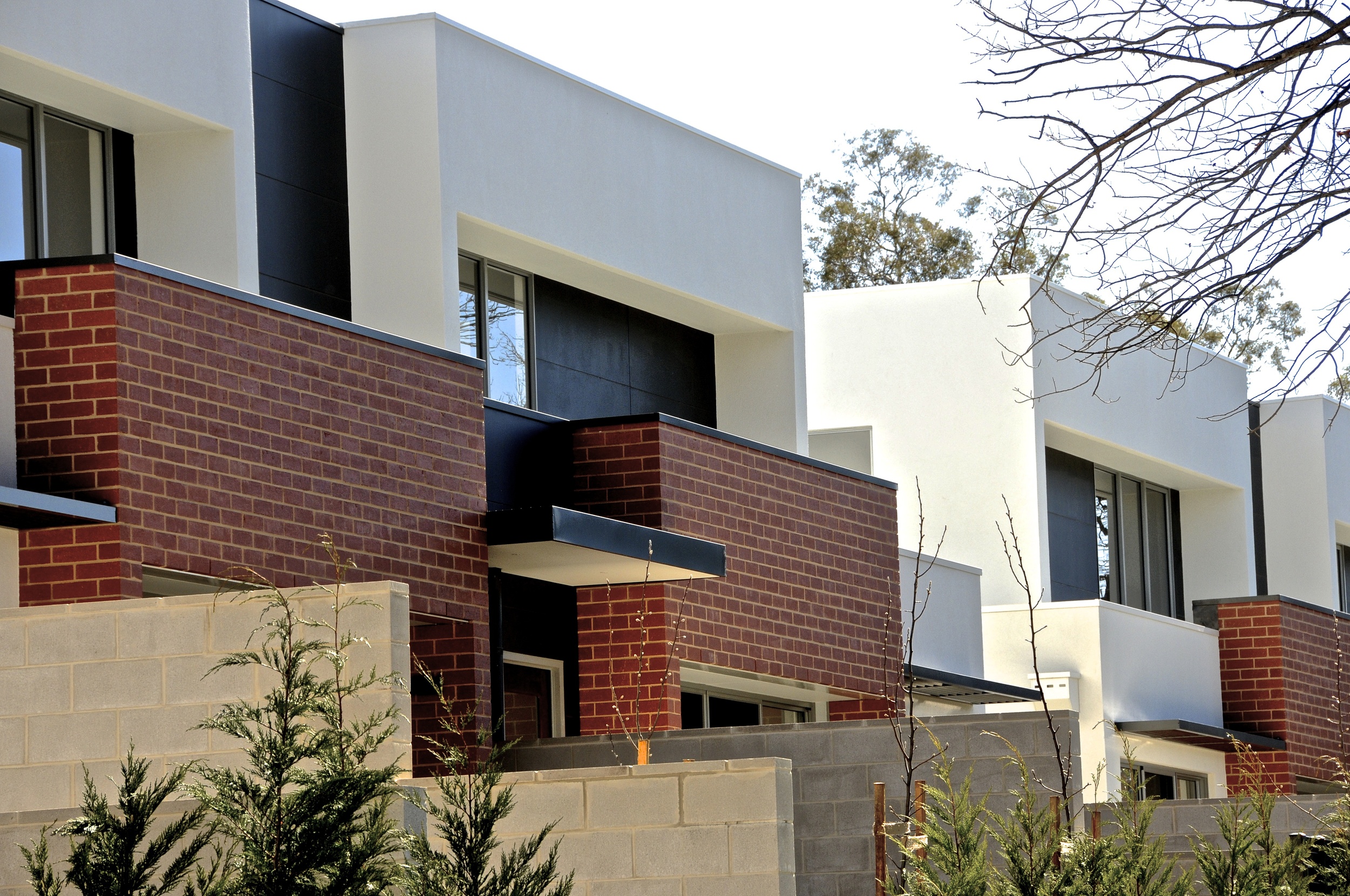 Front elevation, close-up.