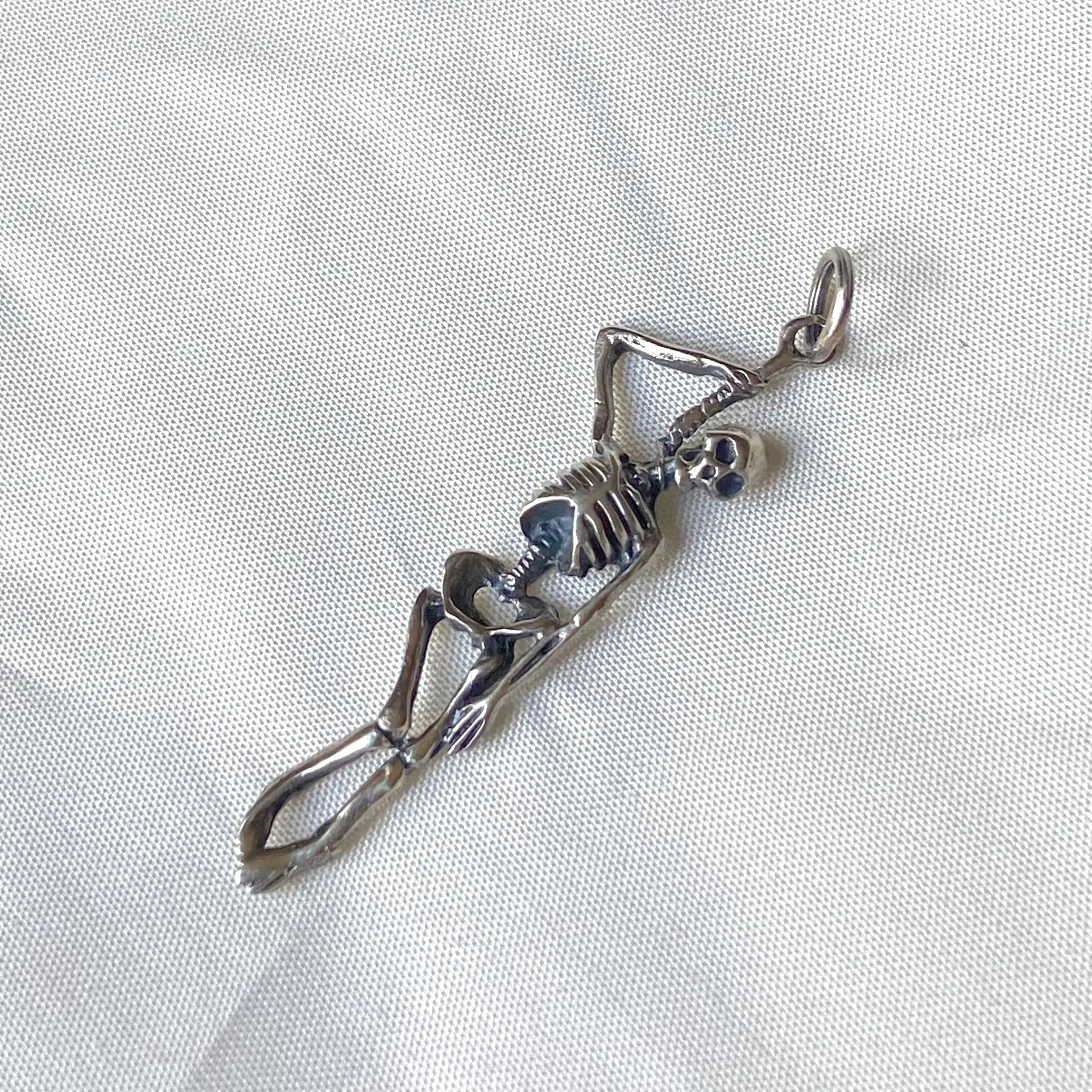 skeletonpendant.jpg
