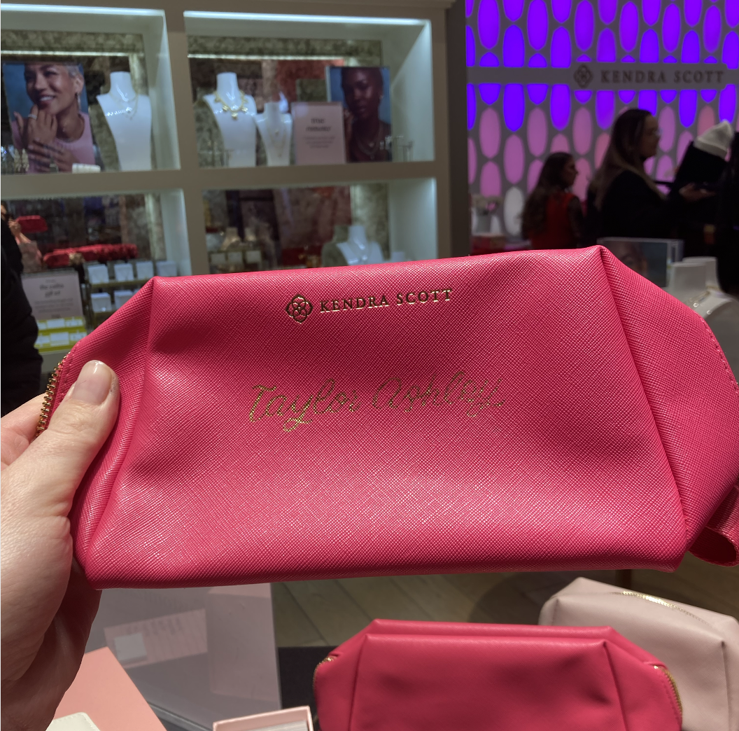 Personalized Cosmetic Bags &amp; Luggage Tags at Kendra Scott 