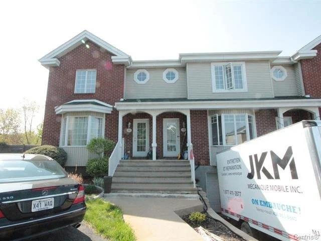 75, place des Miliciens (La Prairie) J4R 5G3