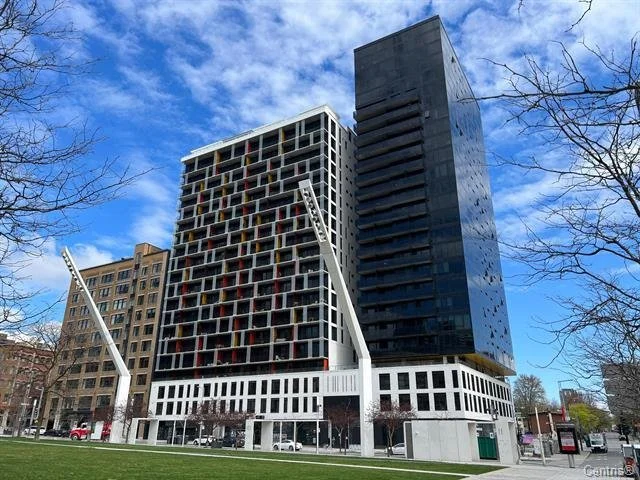 1, boulevard de Maisonneuve Ouest, app. 817 (Ville-Marie) H2X 0E3