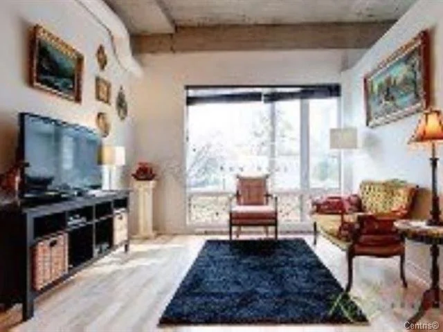 1200, rue St-Alexandre, app. 104 (Ville-Marie) H3B 3H5