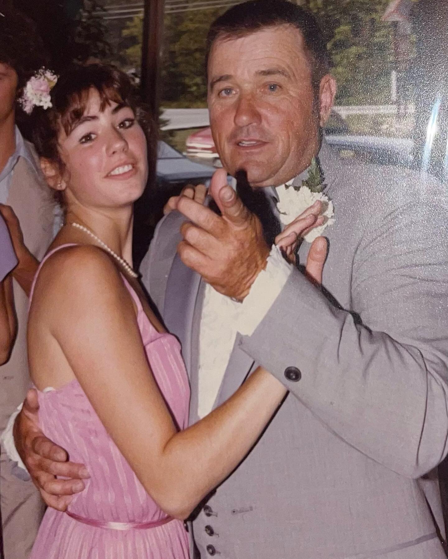 Rest in peace to my amazing Uncle Larry - love you and please hug Mom, Aunt Patsy and Gammy in heaven ❤️ photo- circa 1980s at Laura&rsquo;s wedding