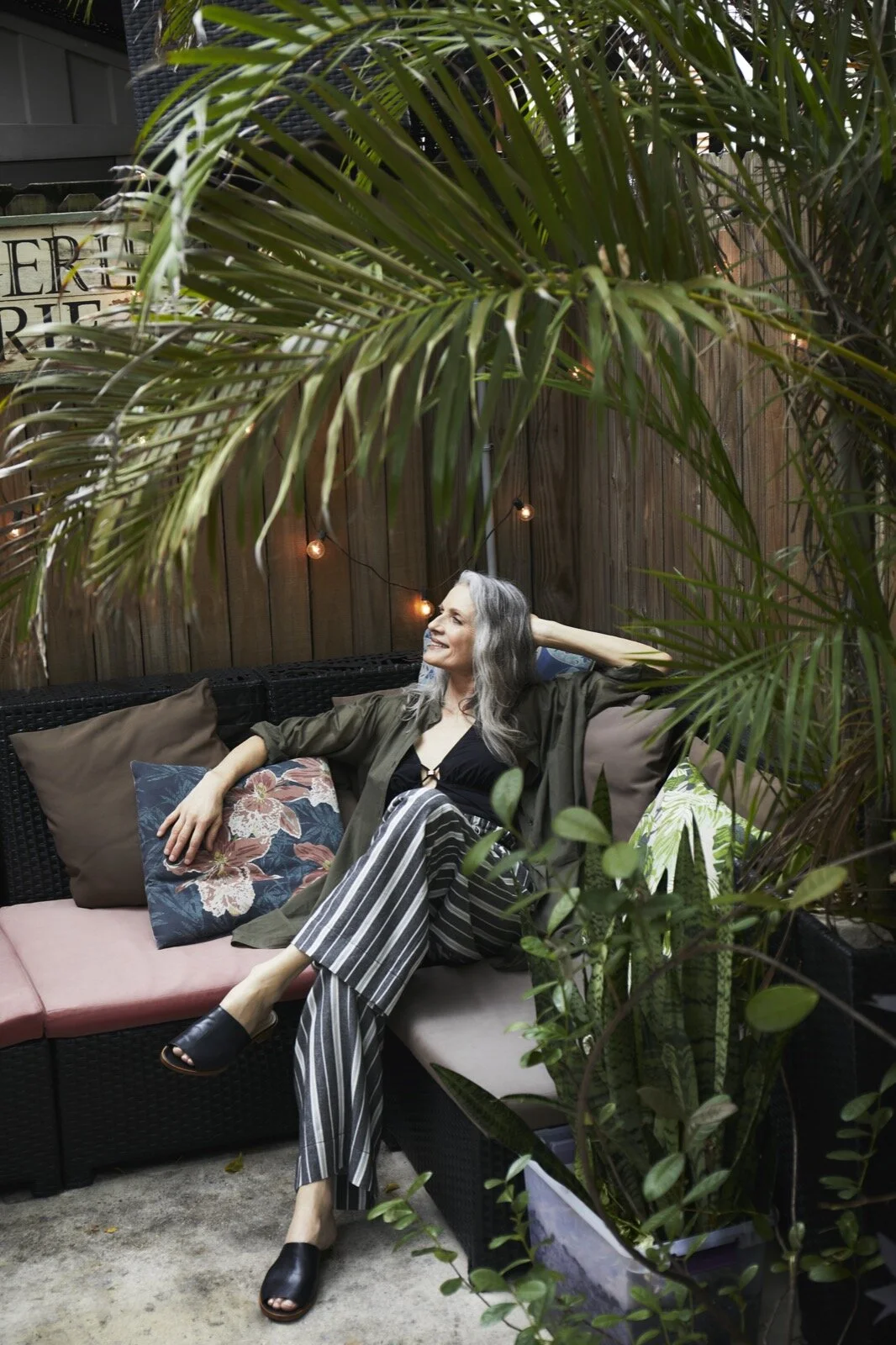 ++04_GH_AUG_HOLIDAY_139.retouch copy.jpg