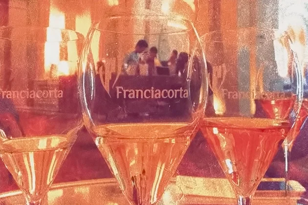 Franciacorta 'Pop Up' Bar