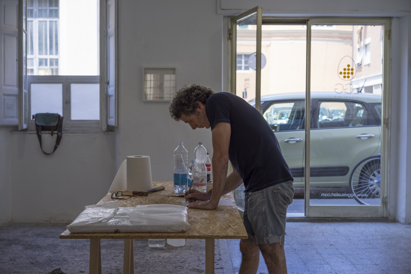 durante l'allestimento: Enrico Bertelli