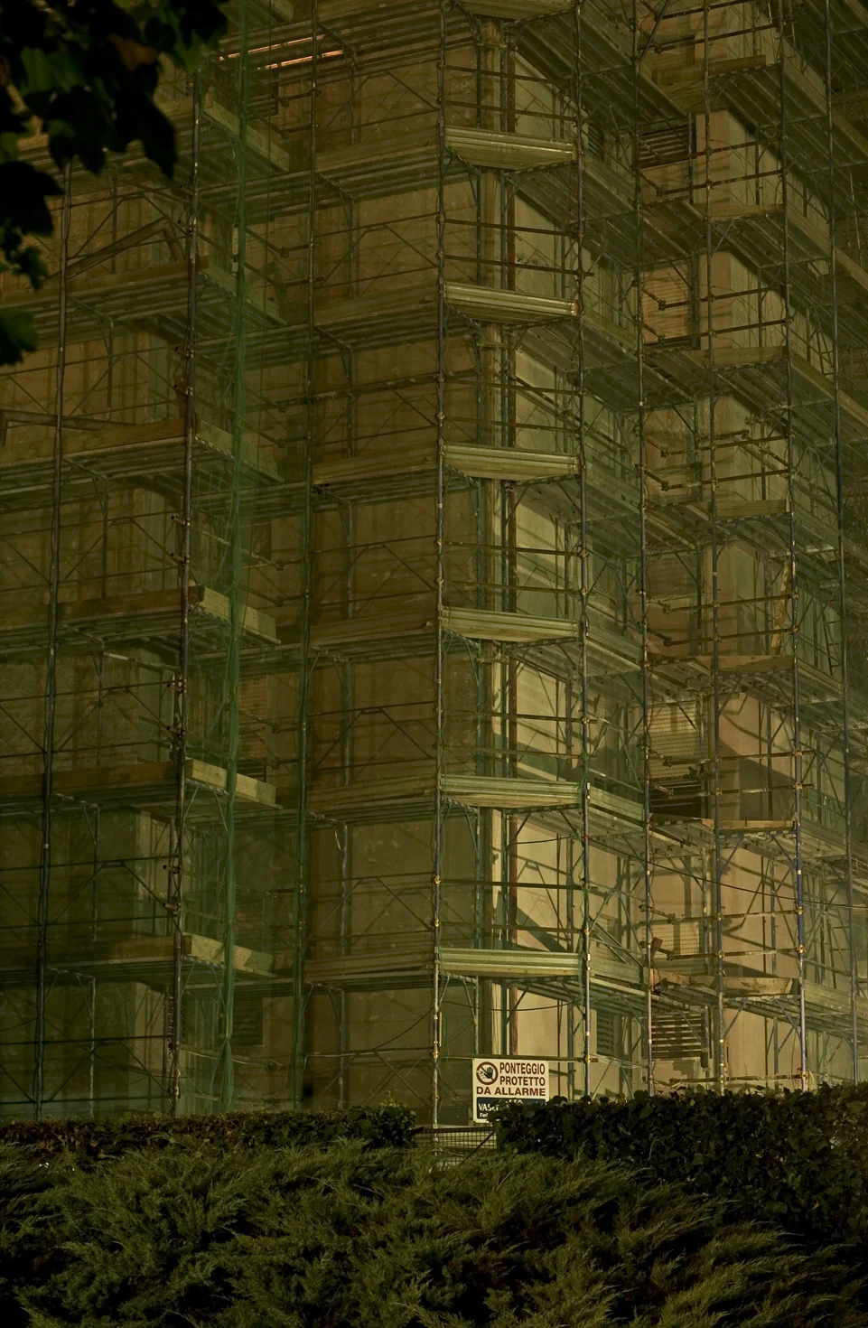 NOTTURNO PALAZZO #3, 2006