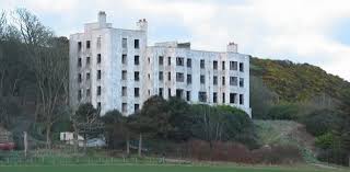 Vecchi e nuovi fantasmi