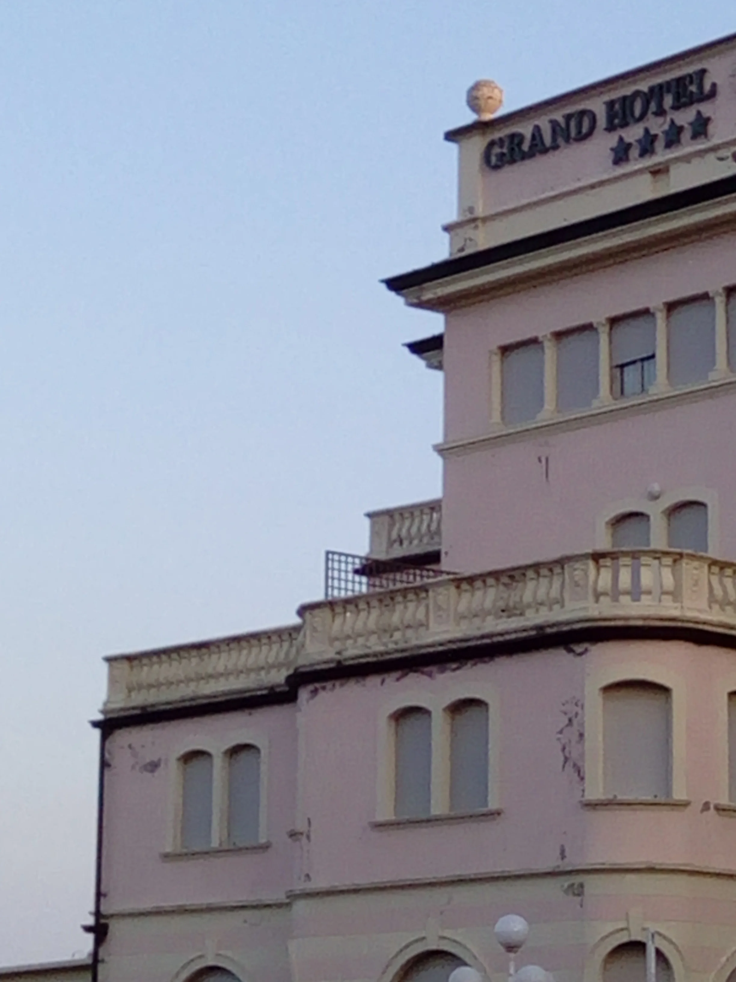 grand hotel 2.jpg