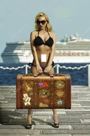 valigia sexy e nave.png