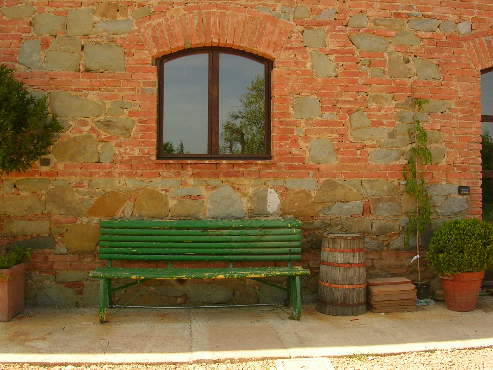 Antique bench Siliano Alto | EAT.PRAY.MOVE Yoga Retreats | Tuscany, Italy