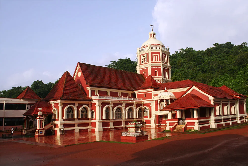 Shantadurga_temple.jpg