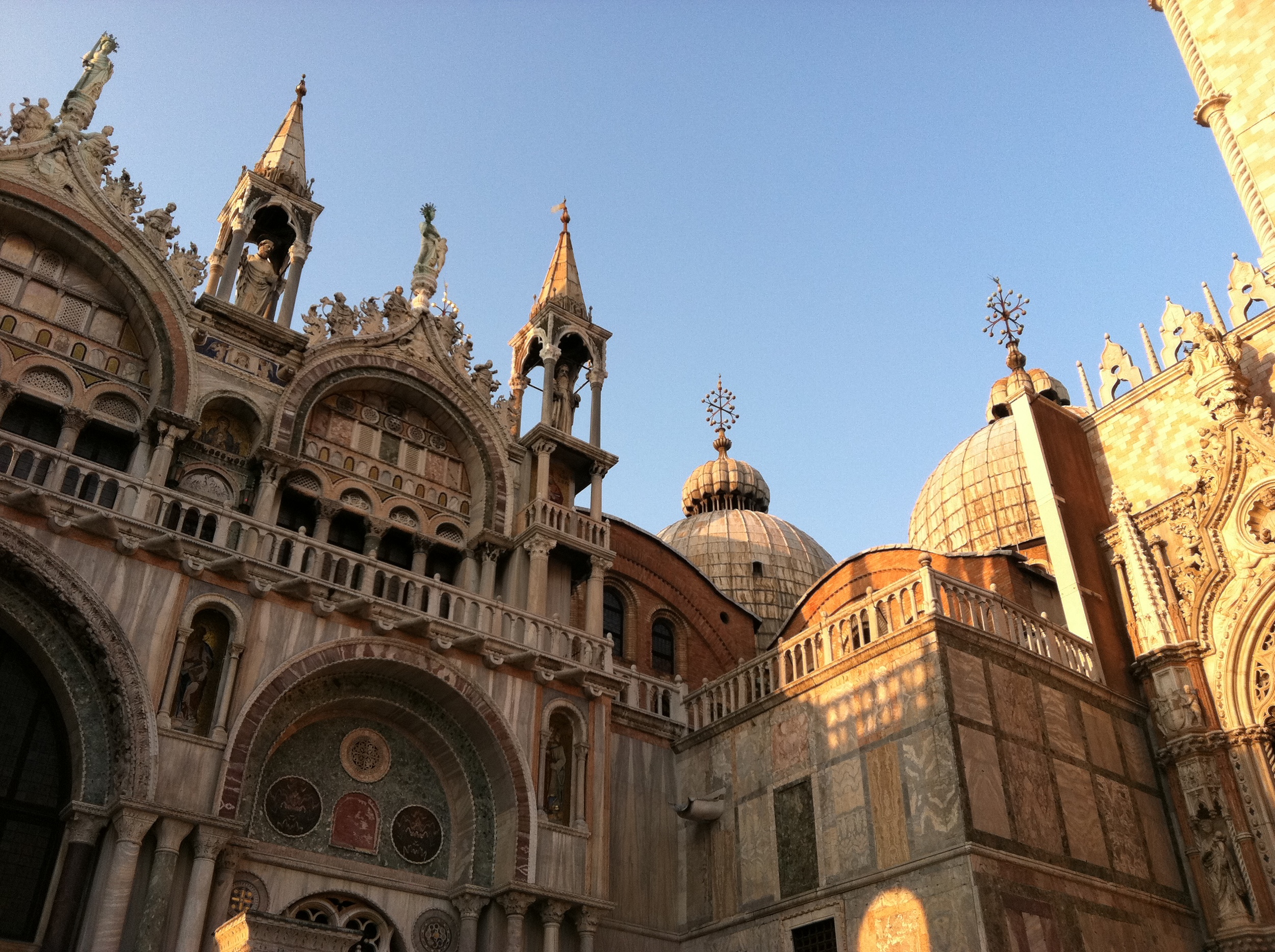 Sun on the Basilica | EAT.PRAY.MOVE Yoga | Venice, Italy
