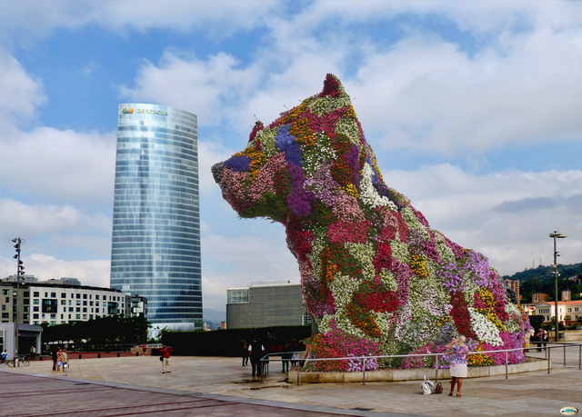 A floral dog sculpture | EAT.PRAY.MOVE Retreats | Basque Country, Spain
