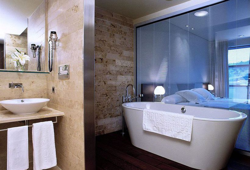 The bathroom set up Gran Hotel Domine | EAT.PRAY.MOVE Retreats | Basque Country, Spain