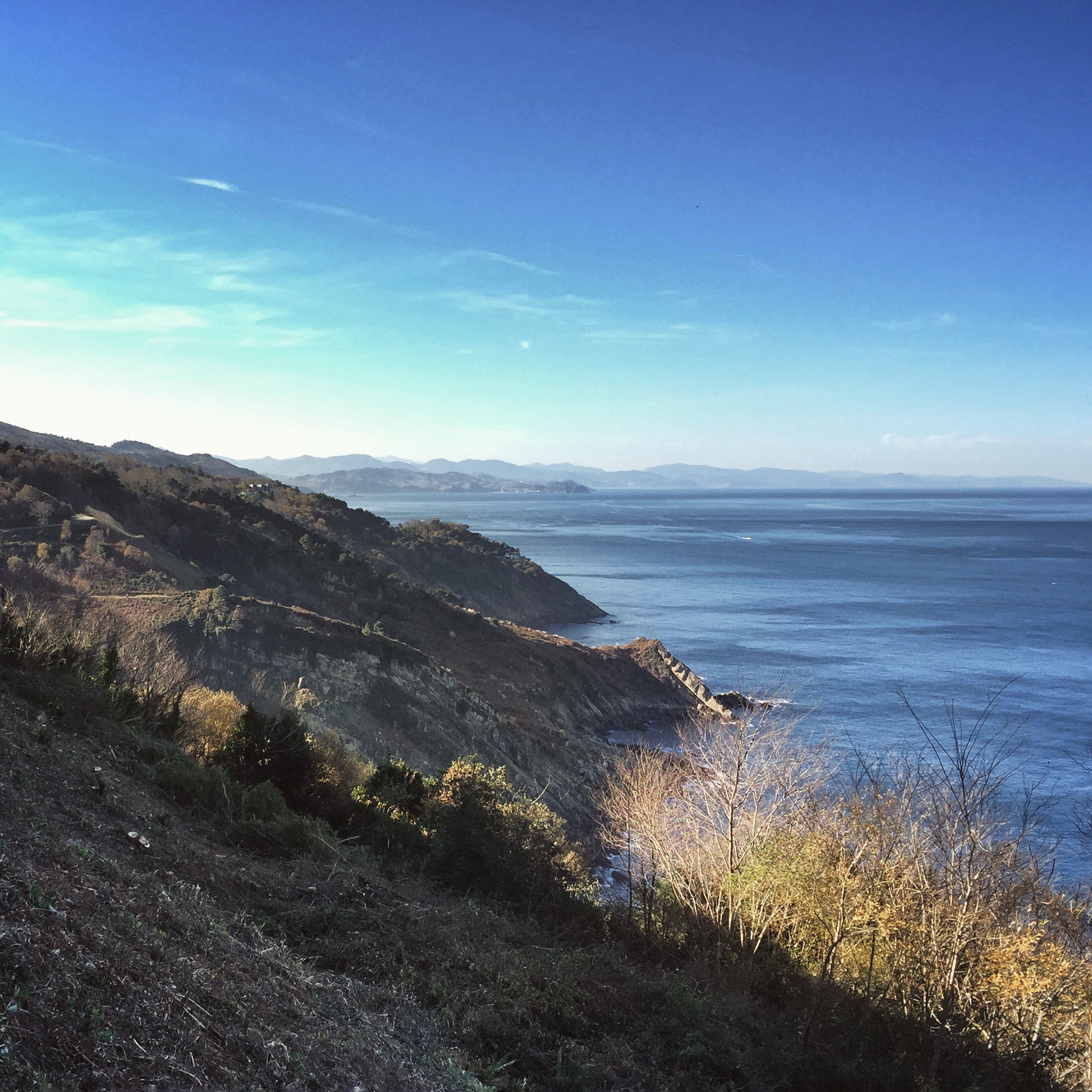 The stillness of the coast | EAT.PRAY.MOVE Retreats | Basque Country, Spain