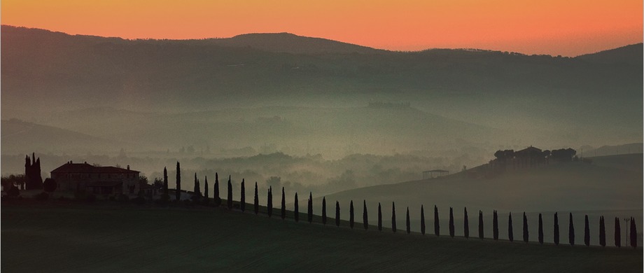 Sun setting over Tuscany Castello del Nero | EAT.PRAY.MOVE Yoga | Chianti, Italy