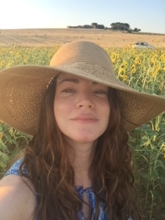 sunflower selfie | EAT.PRAY.MOVE Yoga Retreats | Tuscany, Italy